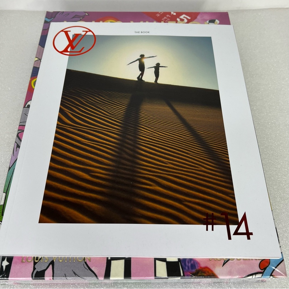 LOUIS VUITTON VIRGIL ABLOH BOOK CARTOON COVER - Picture 6 of 8